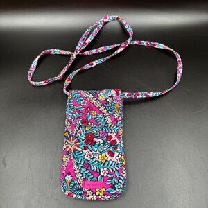 Vera Bradley quilted crossbody/shoulder bag. Lightweight cotton fabric.